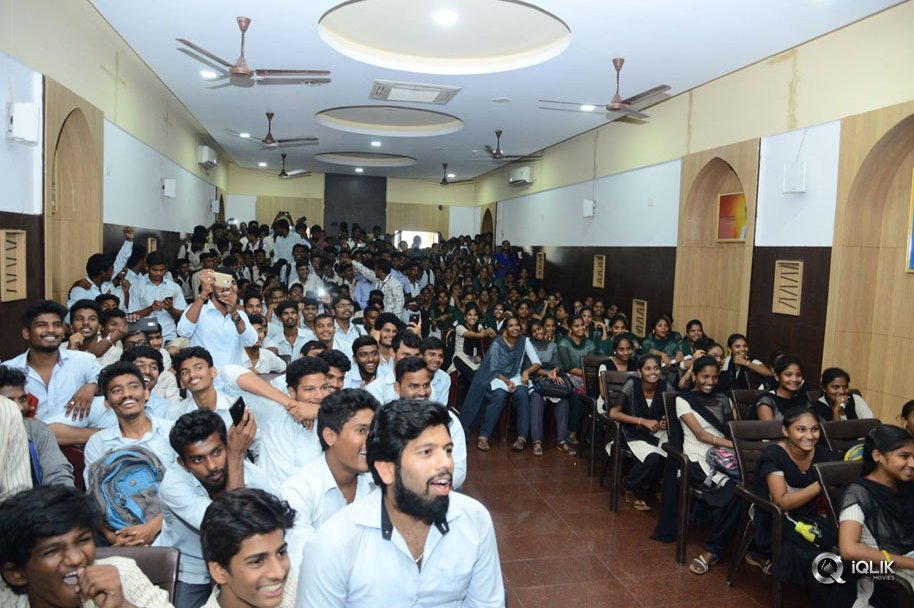 London-Babulu-Movie-Team-at-AVN-college-Vizag